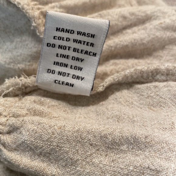 HYFVE - Ruffled sleeveless top. Size M - Picture 5 of 7